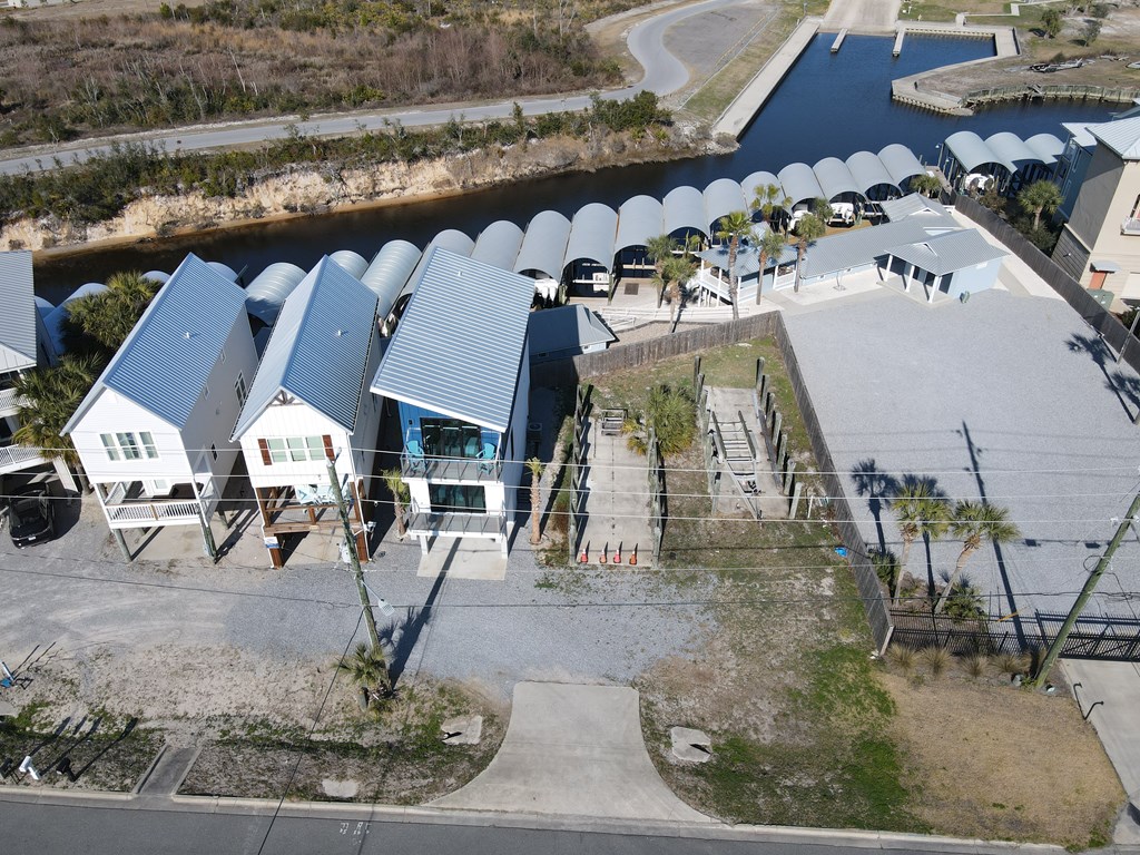 4106 Hwy 98 E, 32456