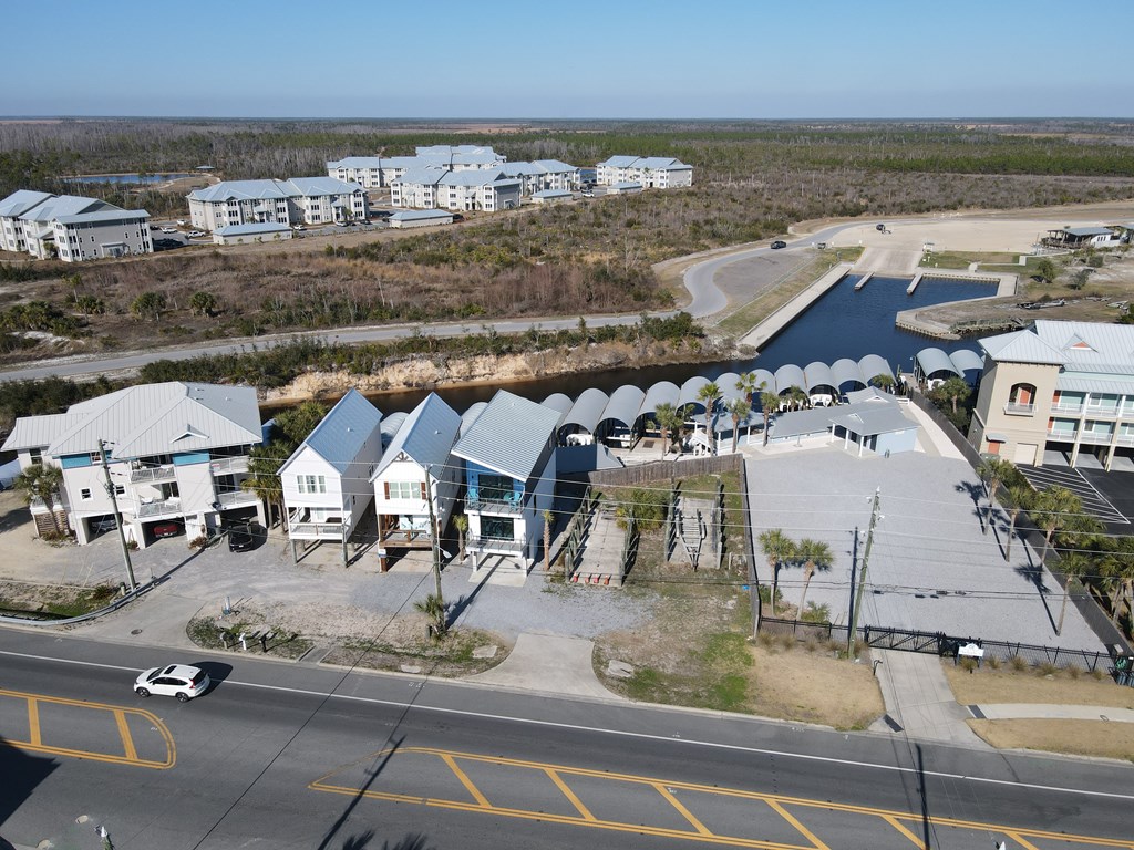 4106 Hwy 98 E, 32456