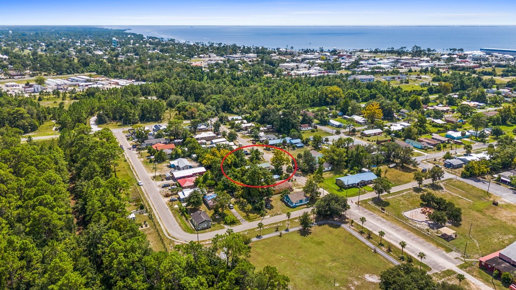 155 Robbins Ave, Port St. Joe 32456