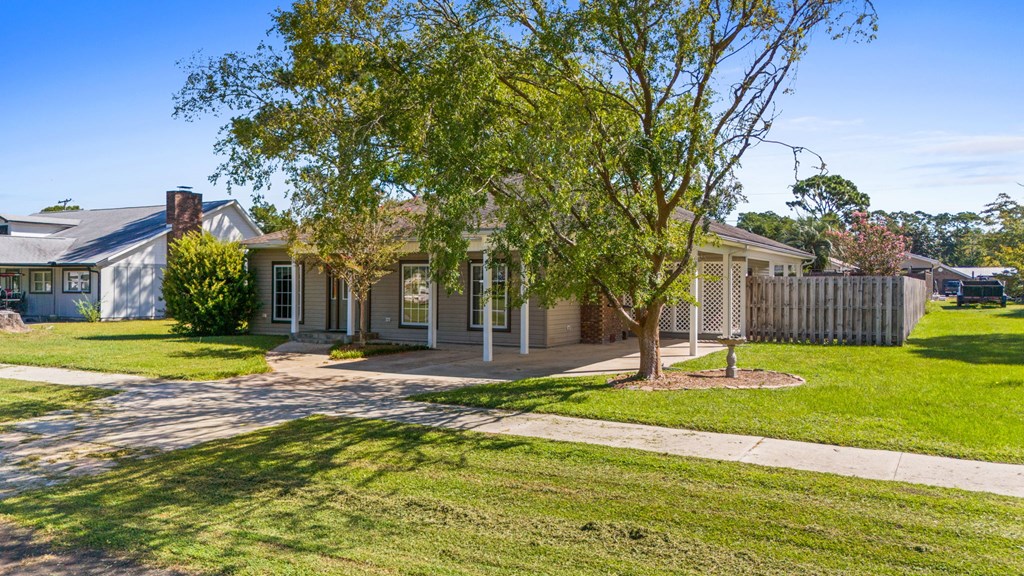 2003 Long Ave, Port St. Joe 32456