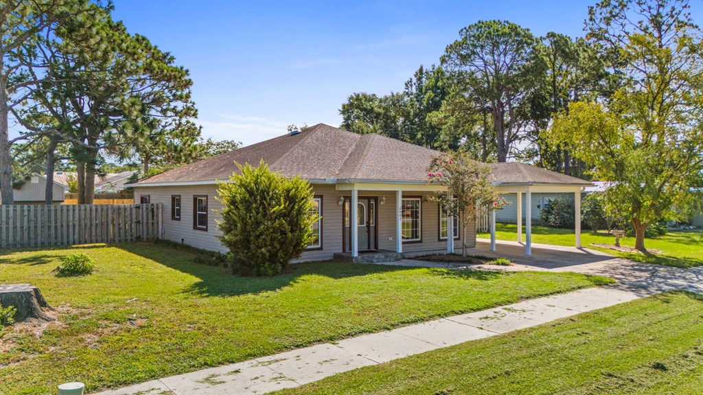 2003 Long Ave, Port St. Joe 32456