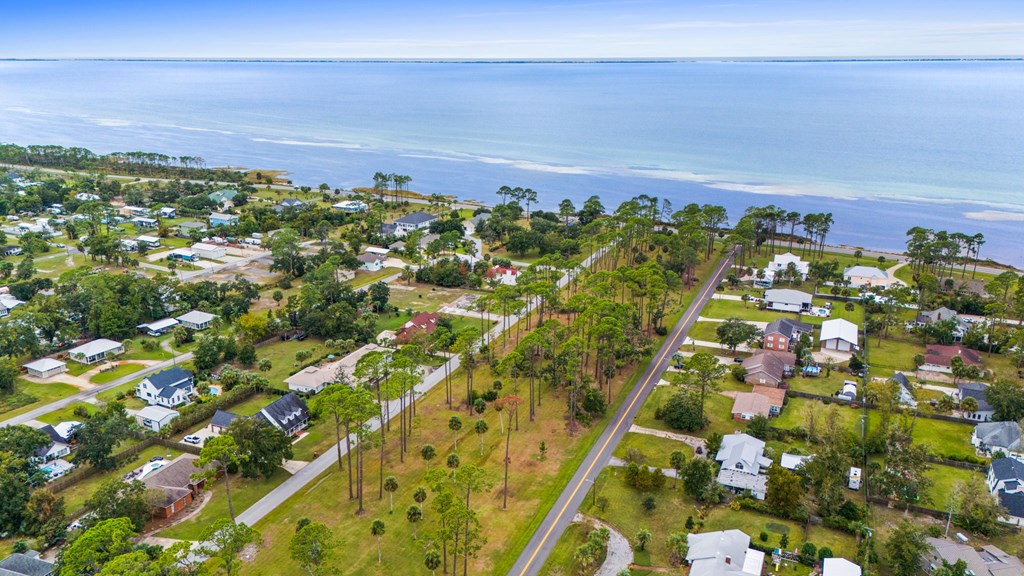 200 Gautier Memorial Ln, Port St. Joe 32456