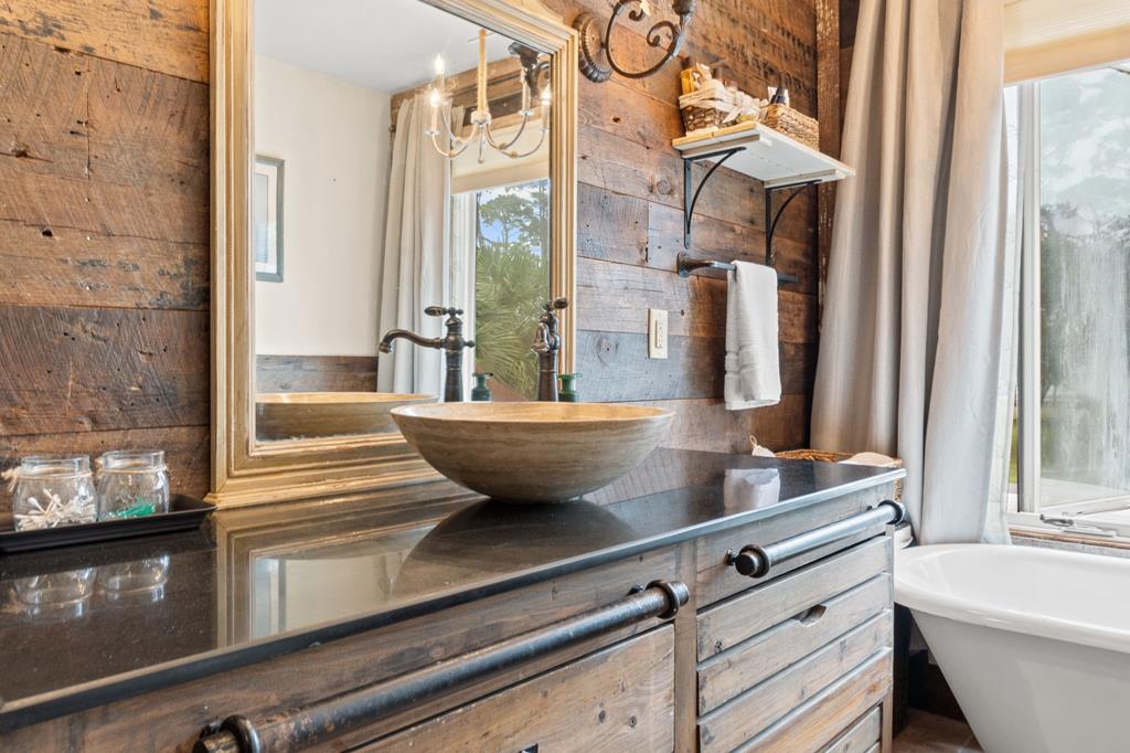 200 Gautier Memorial Ln, Port St. Joe 32456