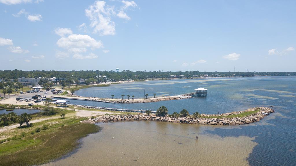 200 Gautier Memorial Ln, Port St. Joe 32456