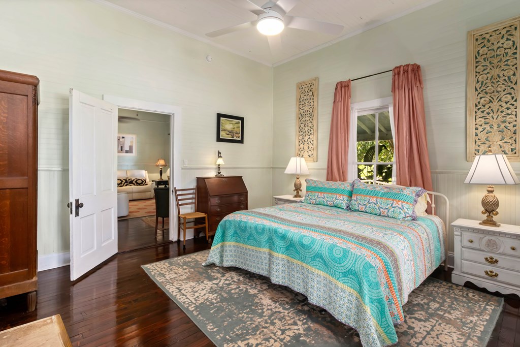 201 8th St, Port St. Joe 32456