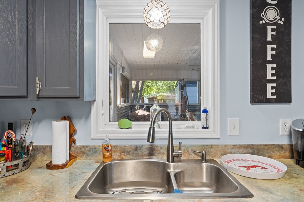 621 Maddox St, Port St. Joe 32456