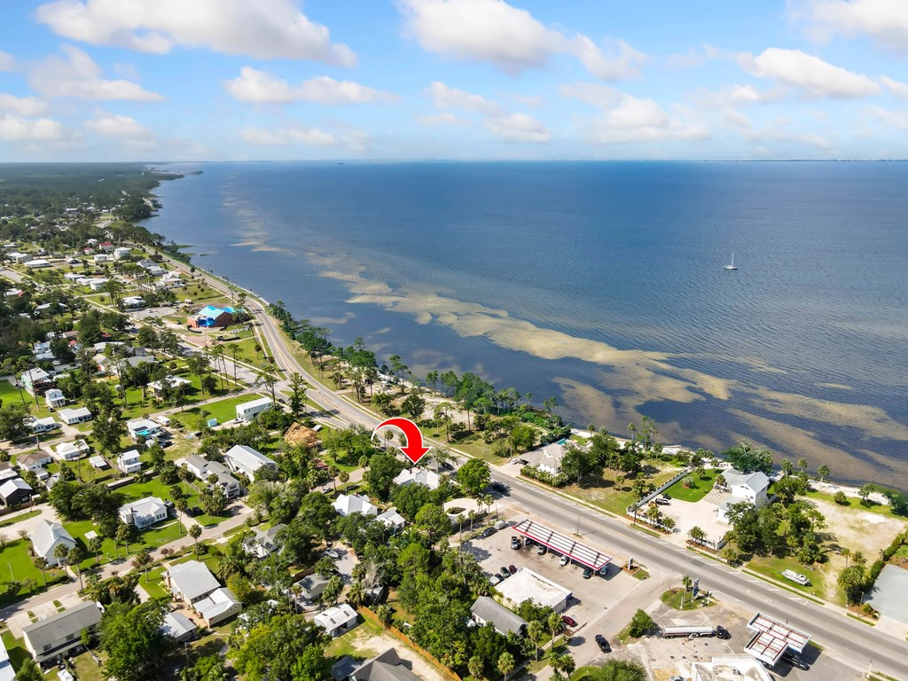 201 8th St, Port St. Joe 32456