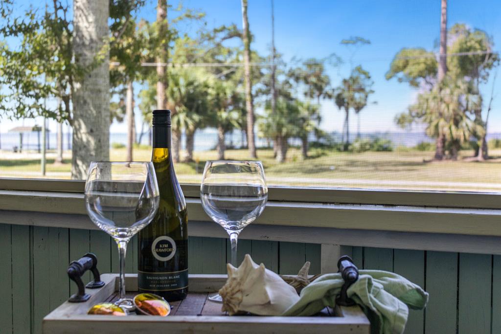 201 8th St, Port St. Joe 32456