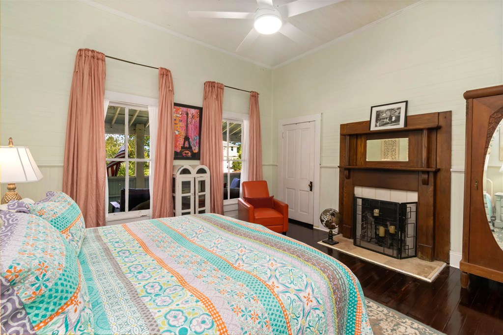 201 8th St, Port St. Joe 32456