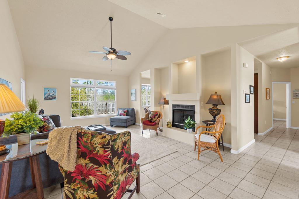 622 Gulf Aire Dr, Port St. Joe 32456