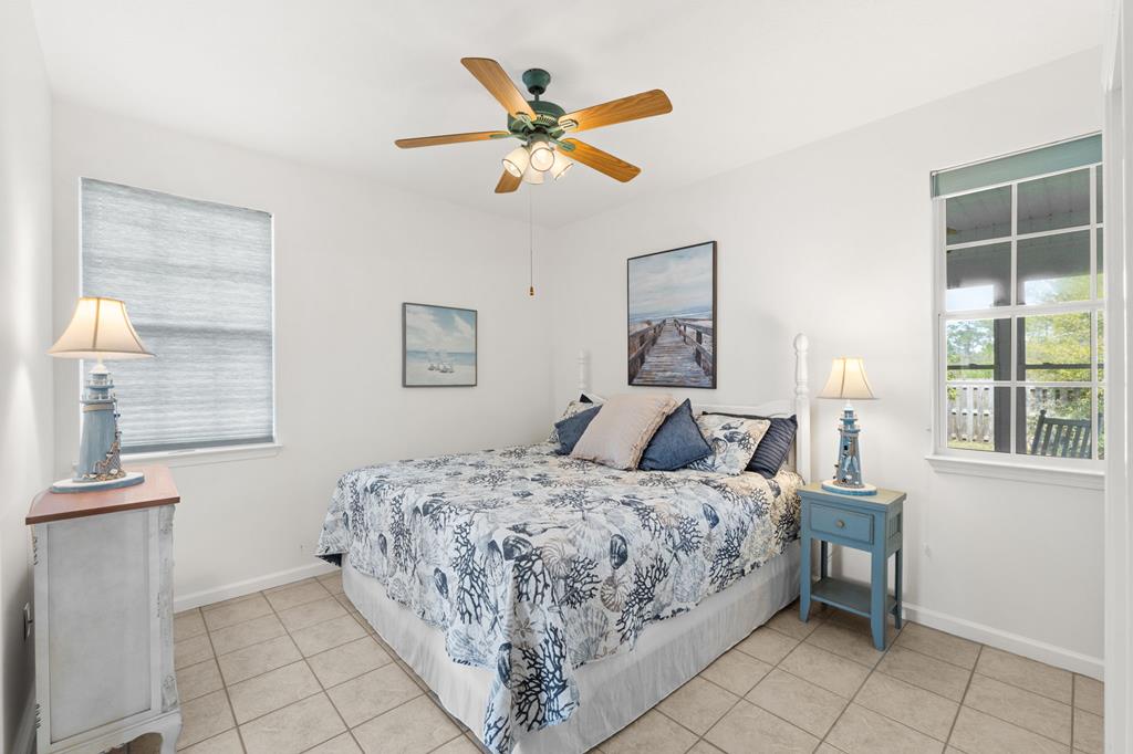 622 Gulf Aire Dr, Port St. Joe 32456