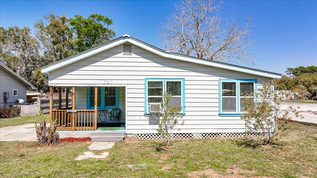 627 Madison St, Port St. Joe 32456