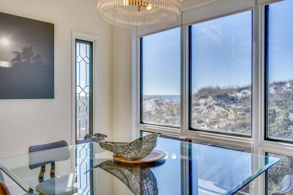 163 Seacliff Dr, 32456