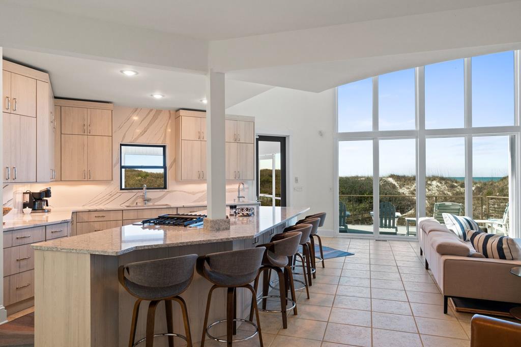 163 Seacliff Dr, 32456