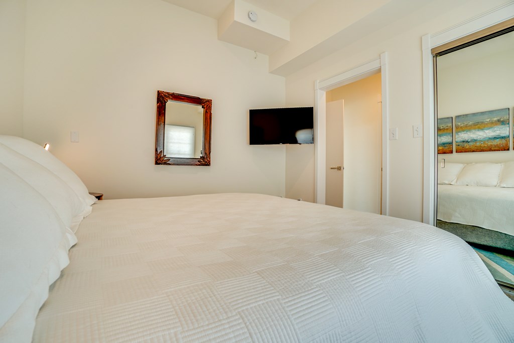 163 Seacliff Dr, 32456