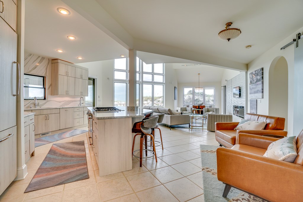 163 Seacliff Dr, 32456