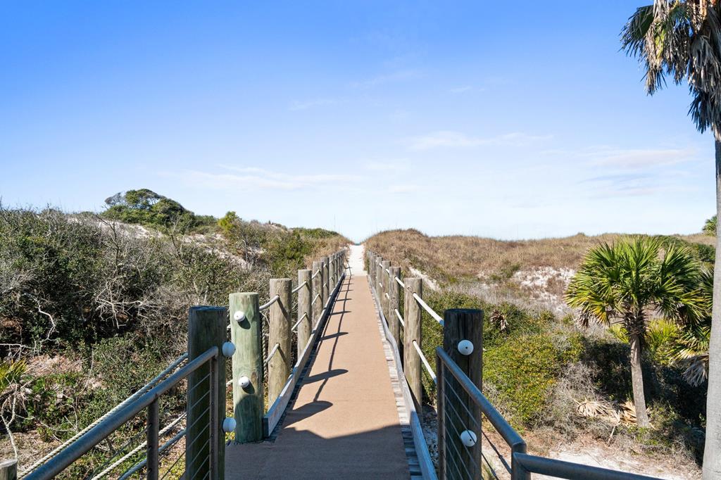 163 Seacliff Dr, 32456