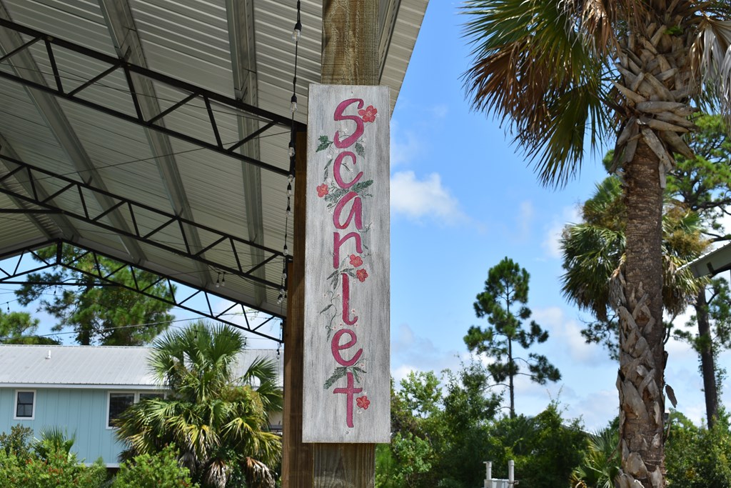 131 Colors Way, Port St. Joe 32456