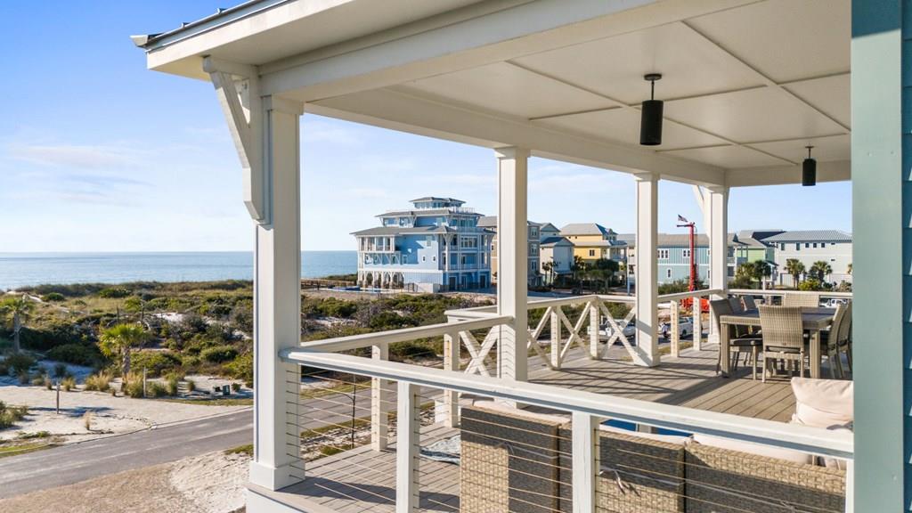 5720 Gulf Front Dr, 32456