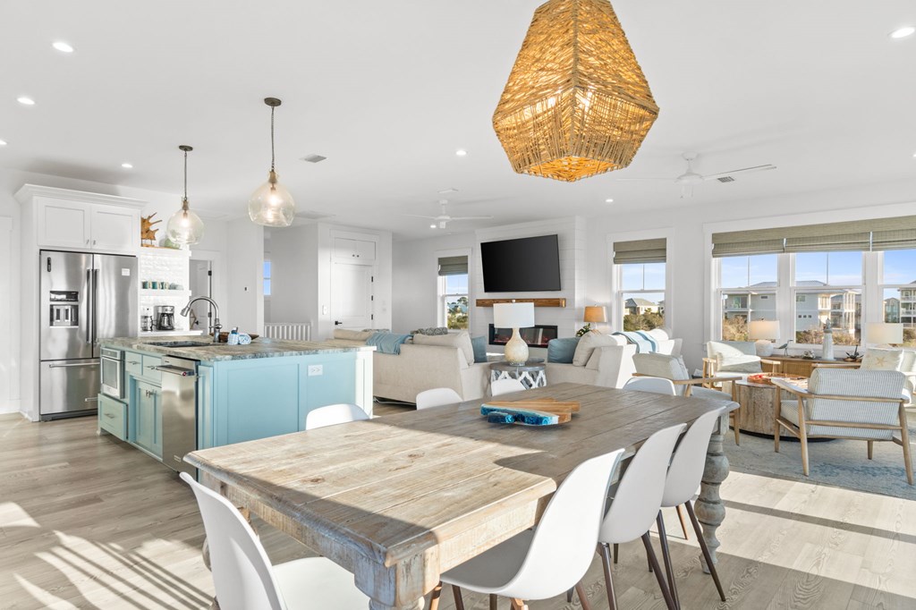 5720 Gulf Front Dr, 32456