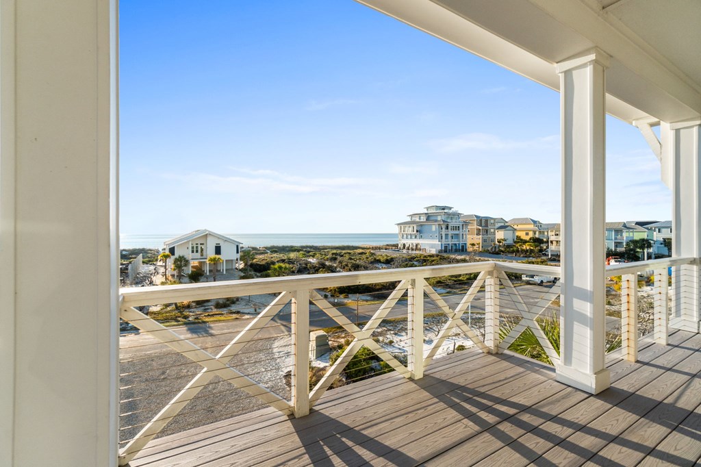 5720 Gulf Front Dr, 32456