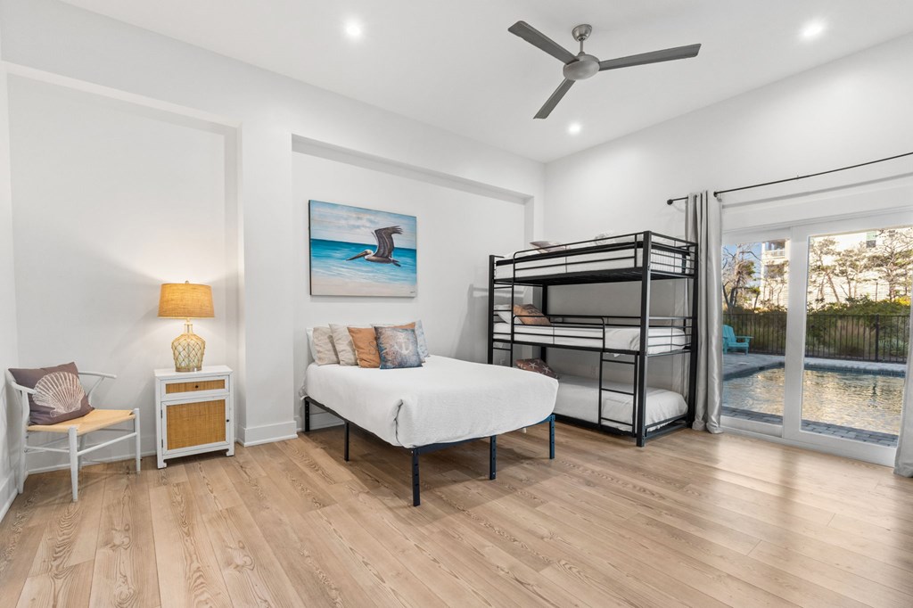 5720 Gulf Front Dr, 32456