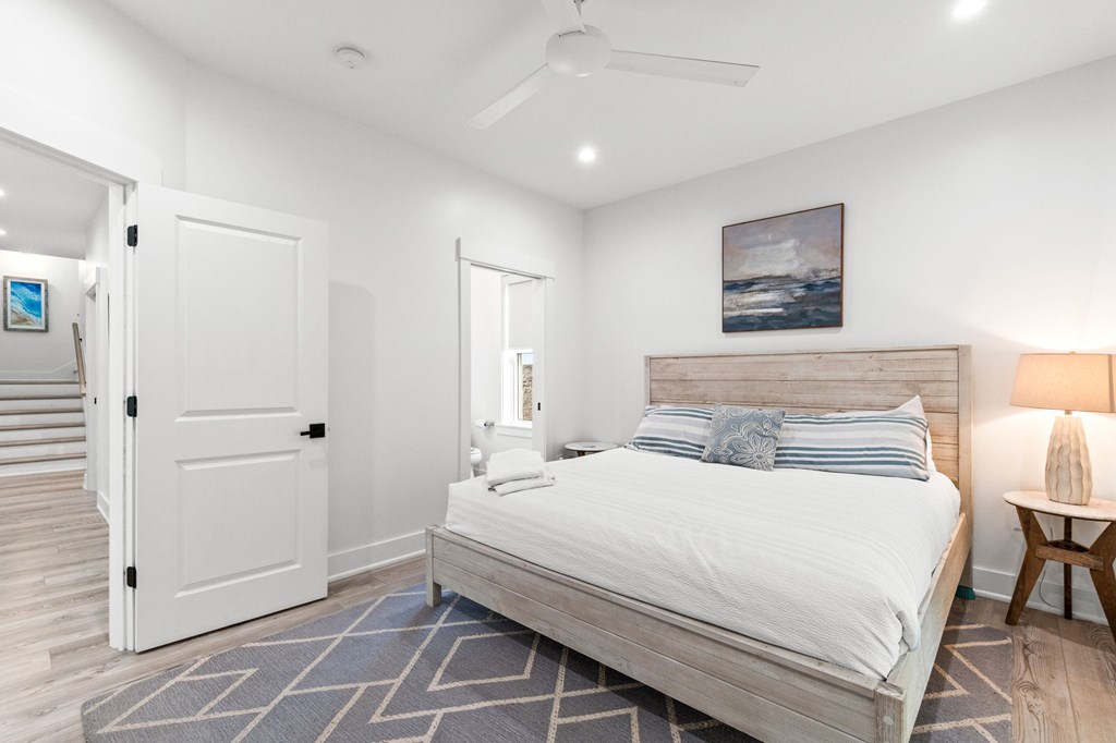 5720 Gulf Front Dr, 32456