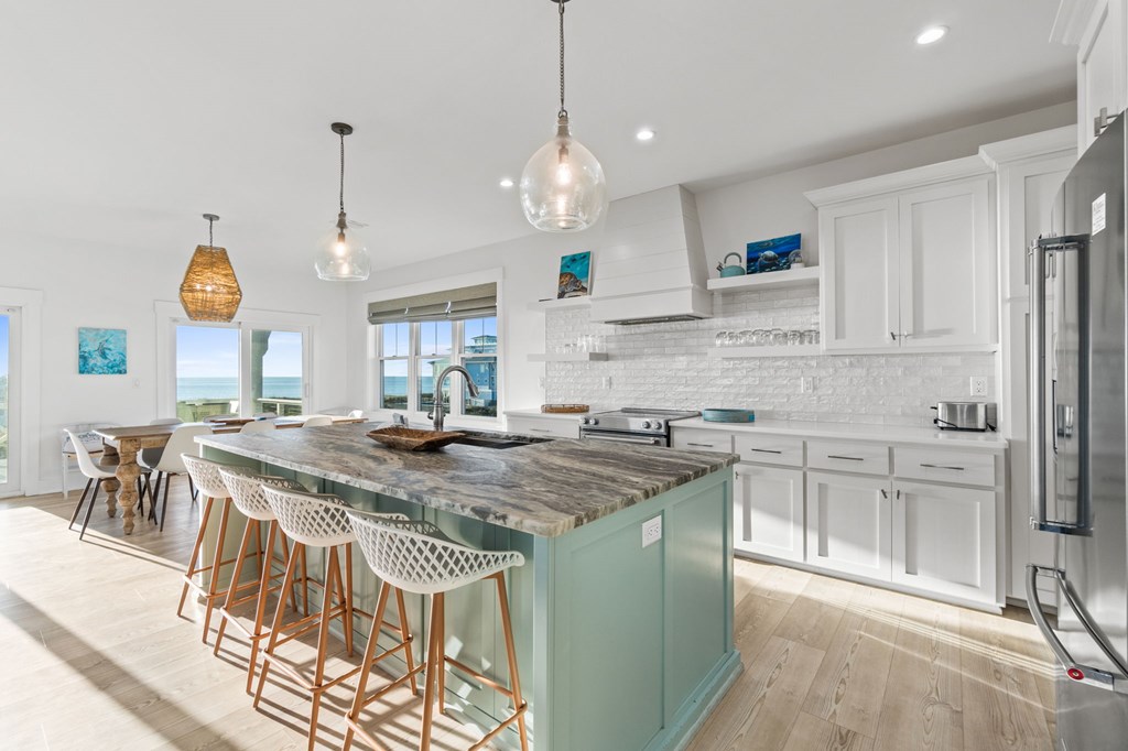 5720 Gulf Front Dr, 32456