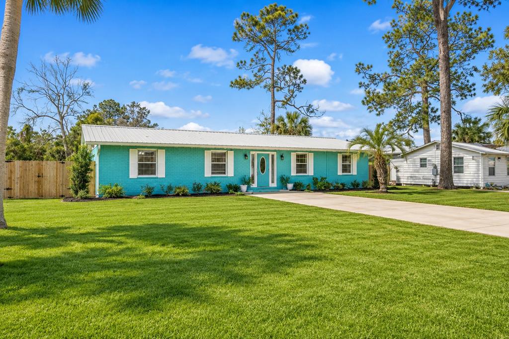 328 Ave C, Port St. Joe 32456