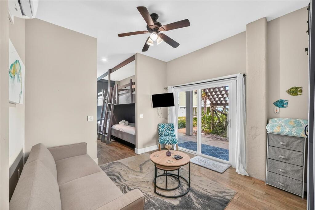 112 Barbados Dr, Port St. Joe 32456