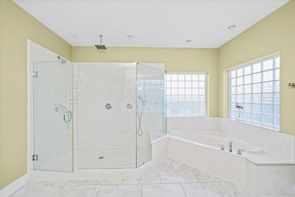 112 Barbados Dr, Port St. Joe 32456