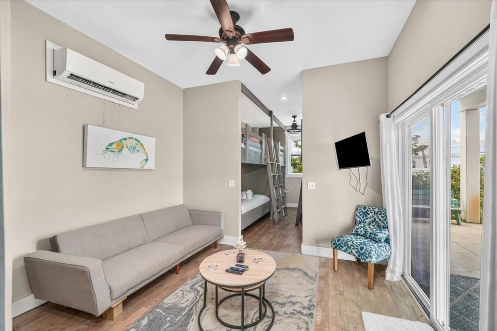 112 Barbados Dr, Port St. Joe 32456