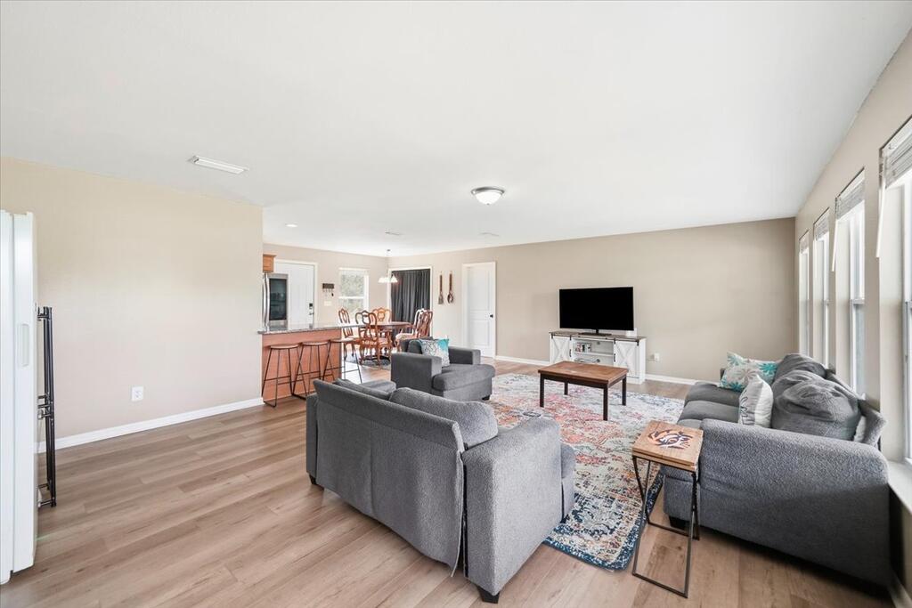 106 Calm Water Cir, 32465