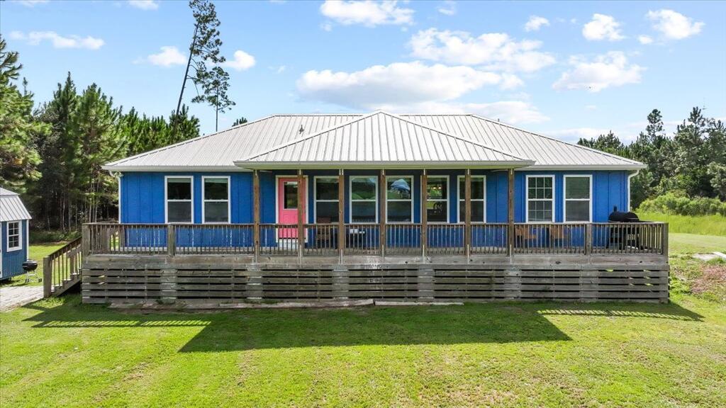 106 Calm Water Cir, 32465