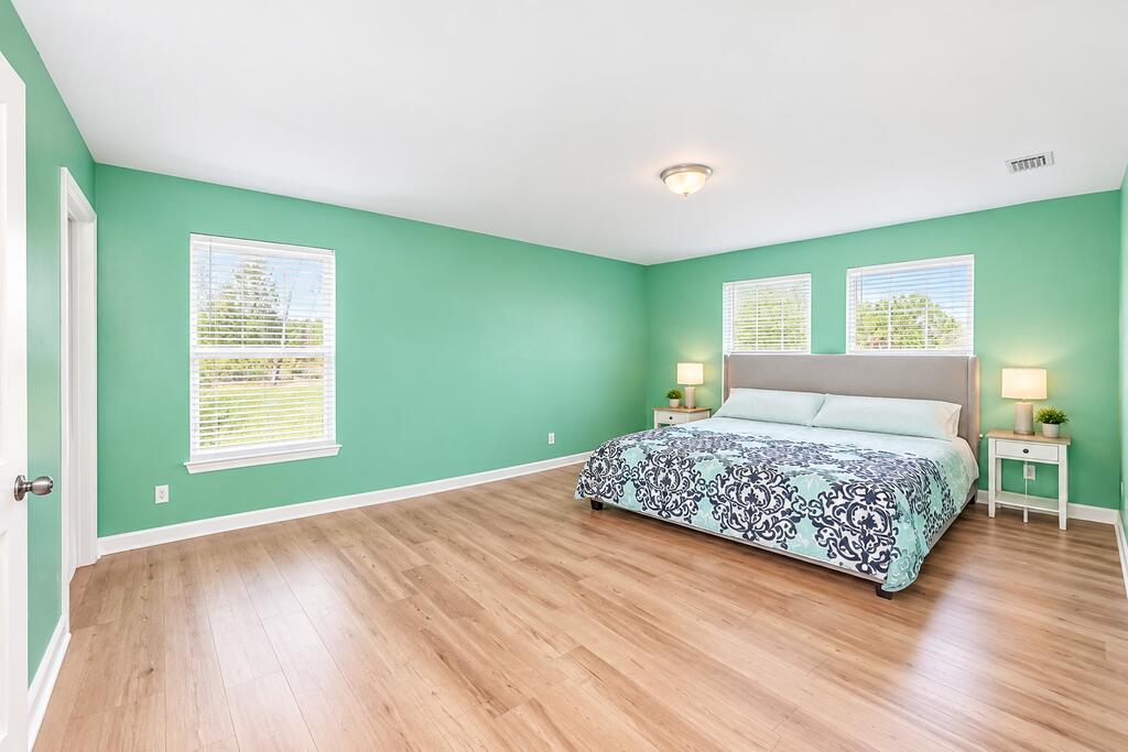 106 Calm Water Cir, 32465