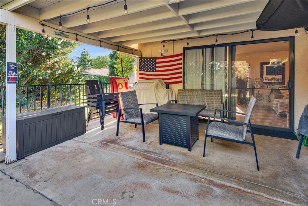 139 Flag Way C