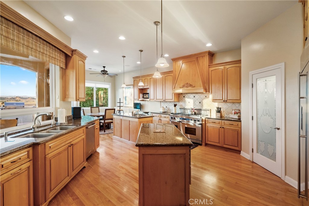 3520 Creston Road