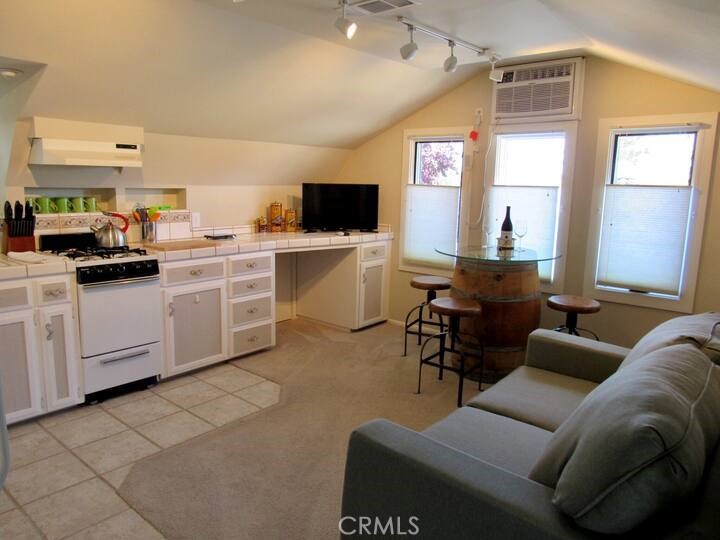 3520 Creston Road
