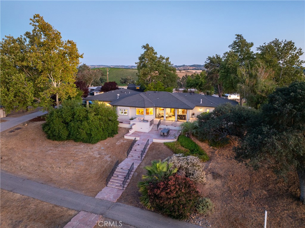 3520 Creston Road