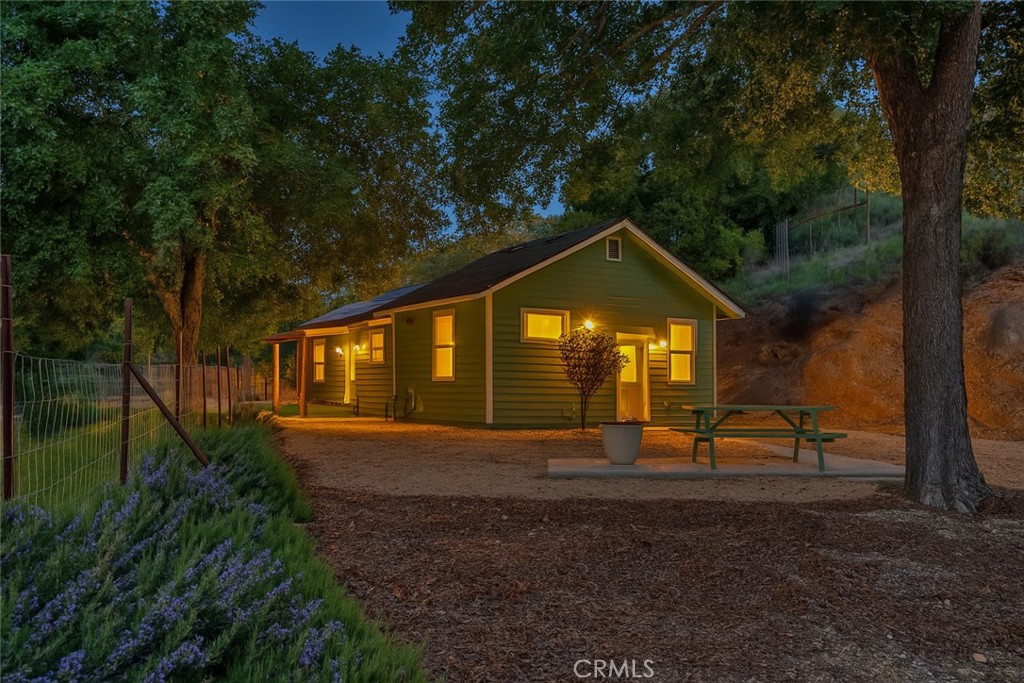 1530 Peachy Canyon Road
