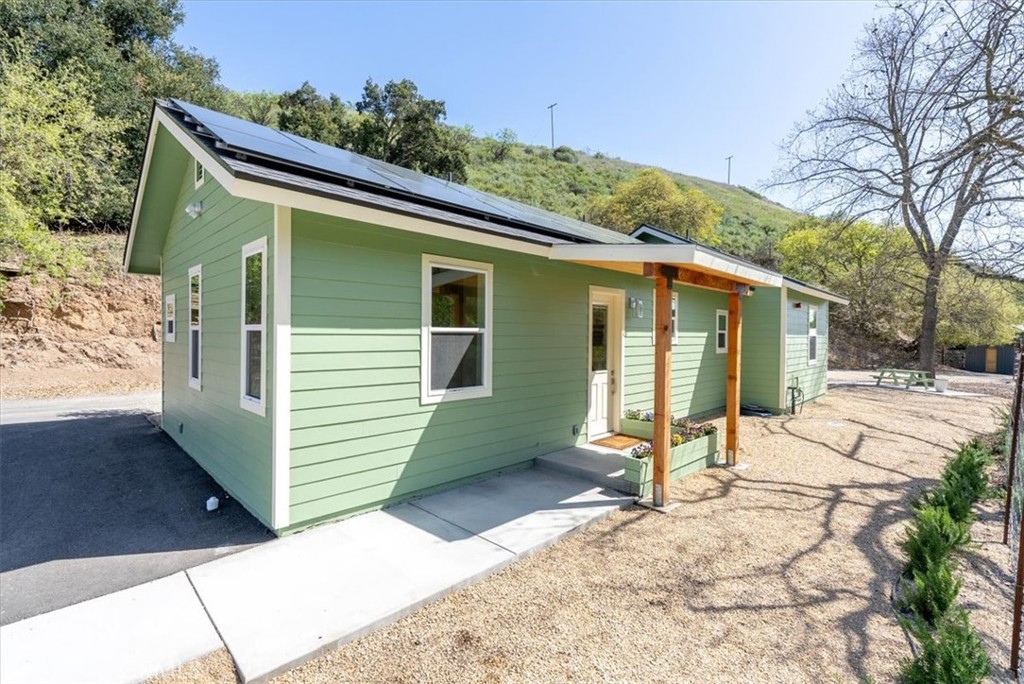 1530 Peachy Canyon Road