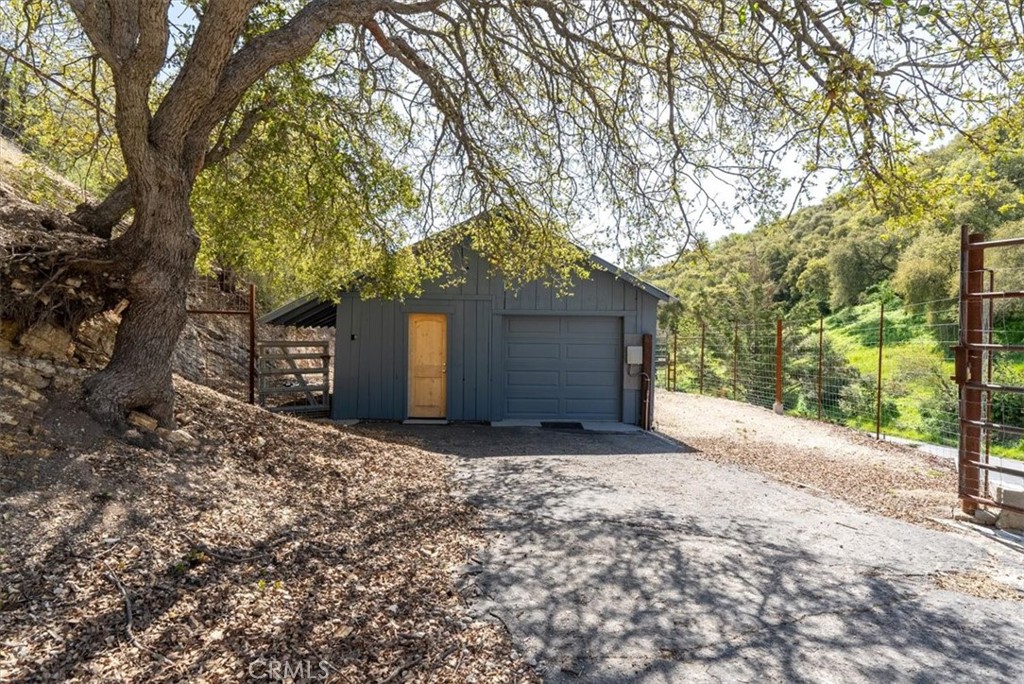 1530 Peachy Canyon Road