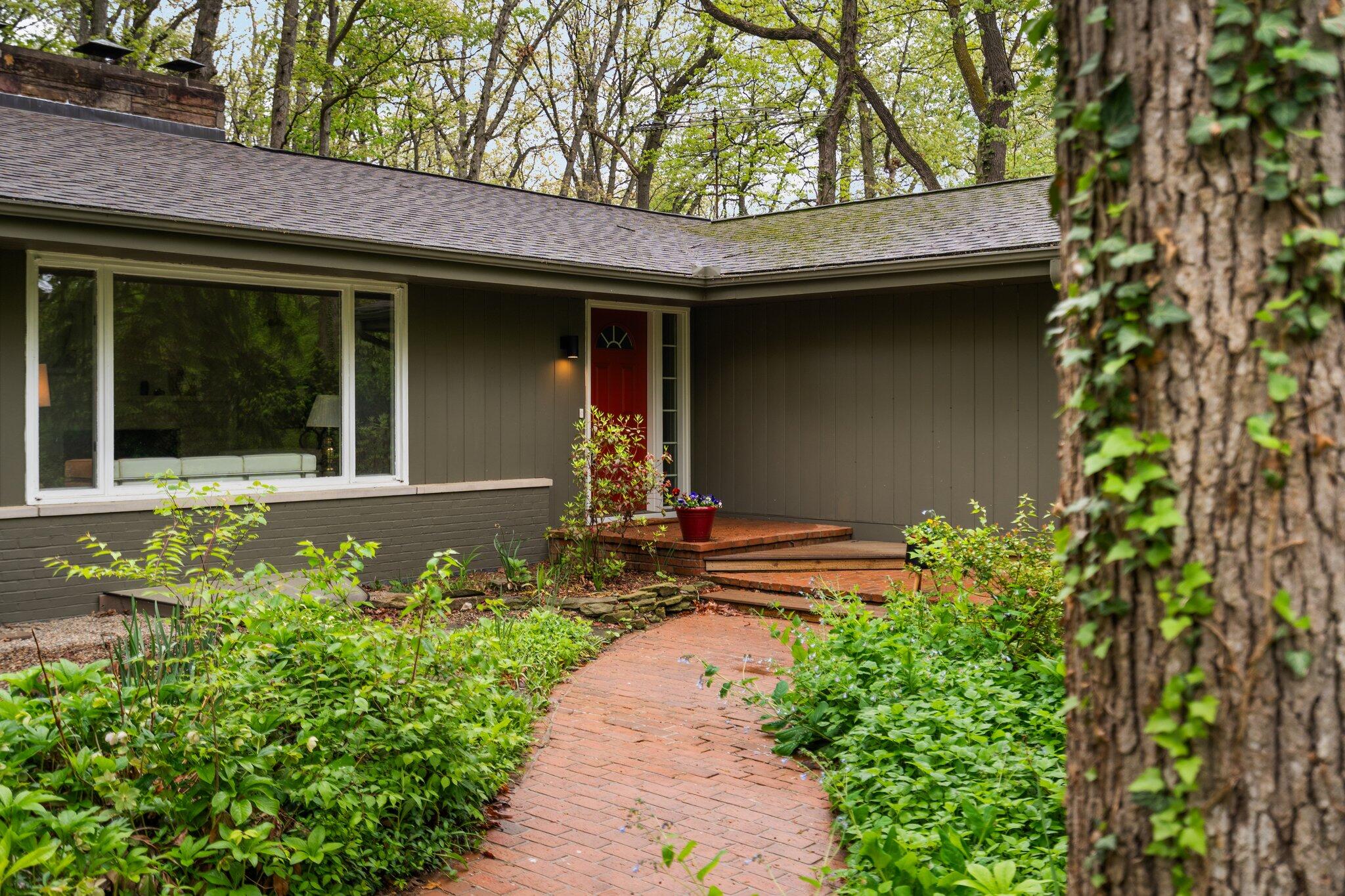 1657 Glenwood Road