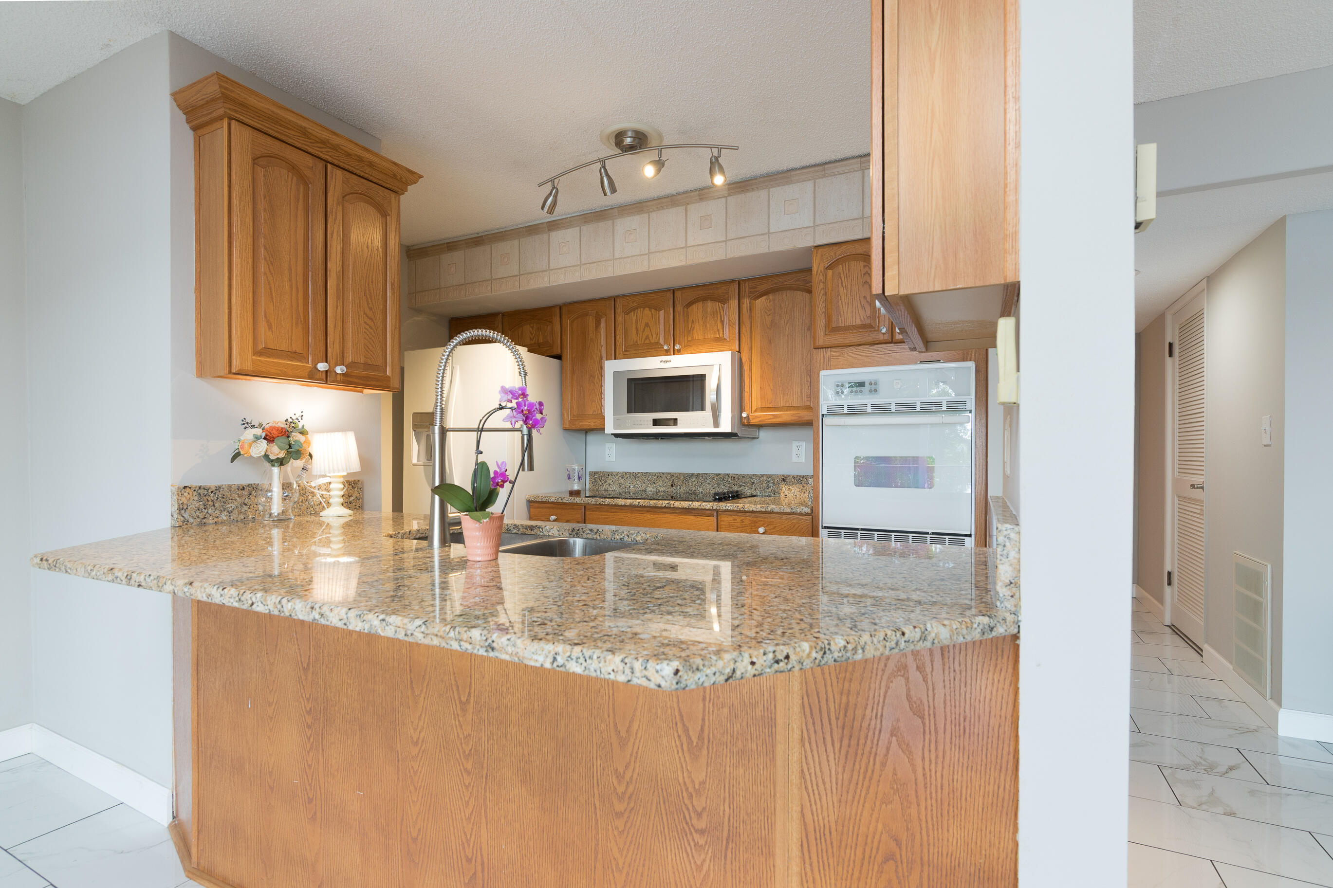 1740 Grove Road, 106
