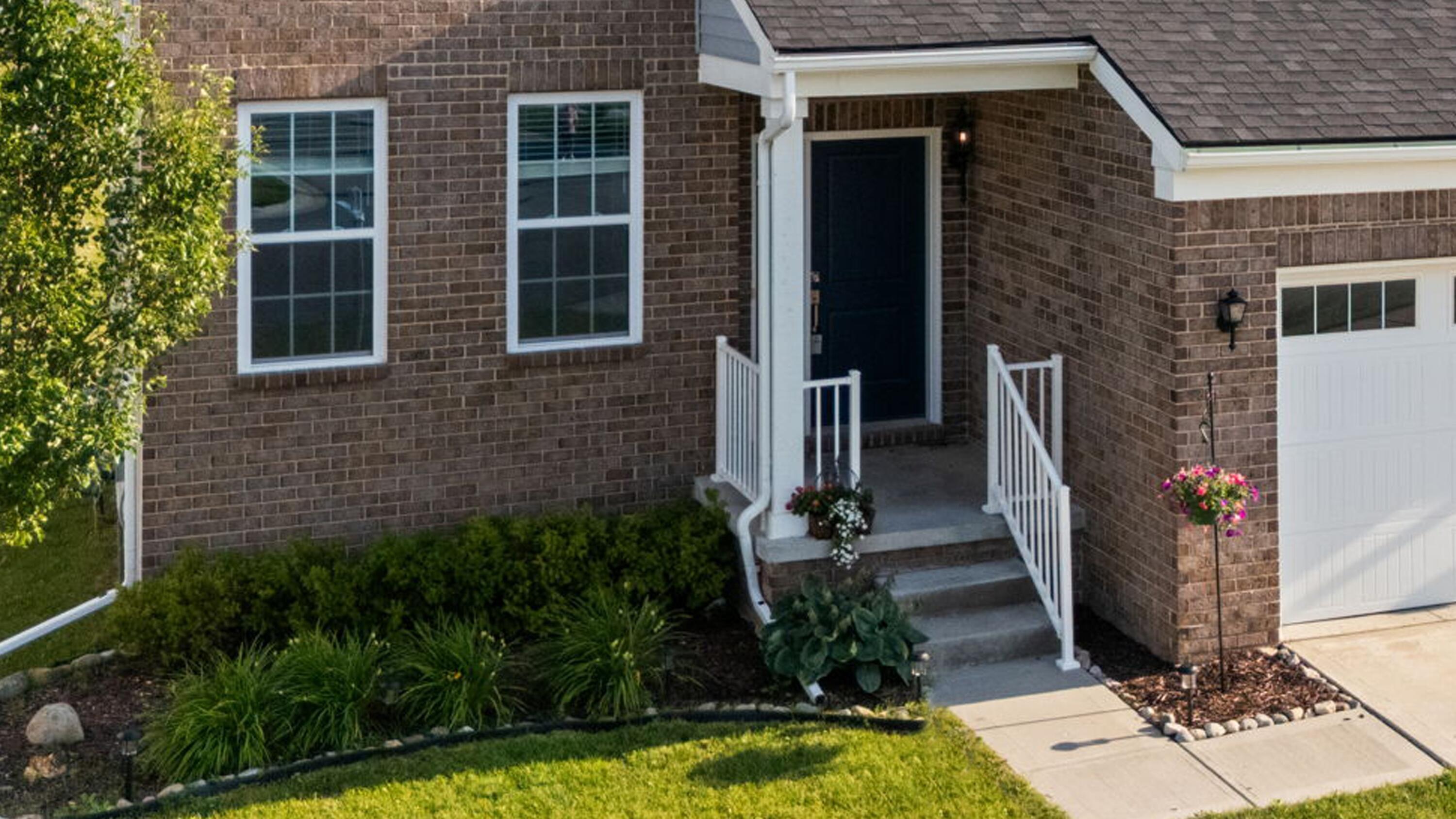 6337 S Trailwoods Drive