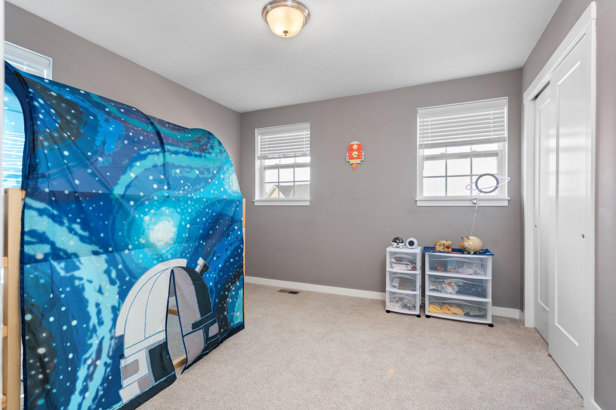 6337 S Trailwoods Drive