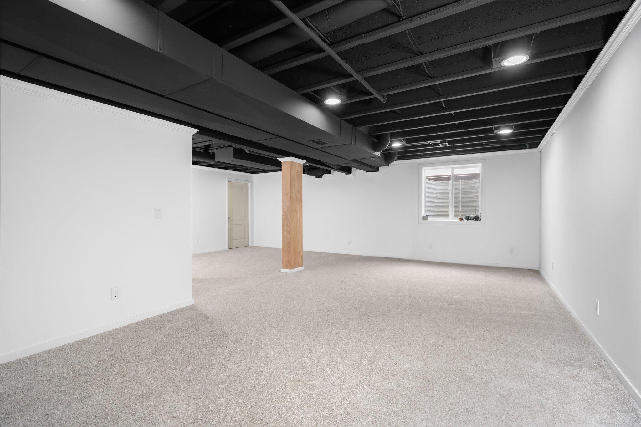 6337 S Trailwoods Drive