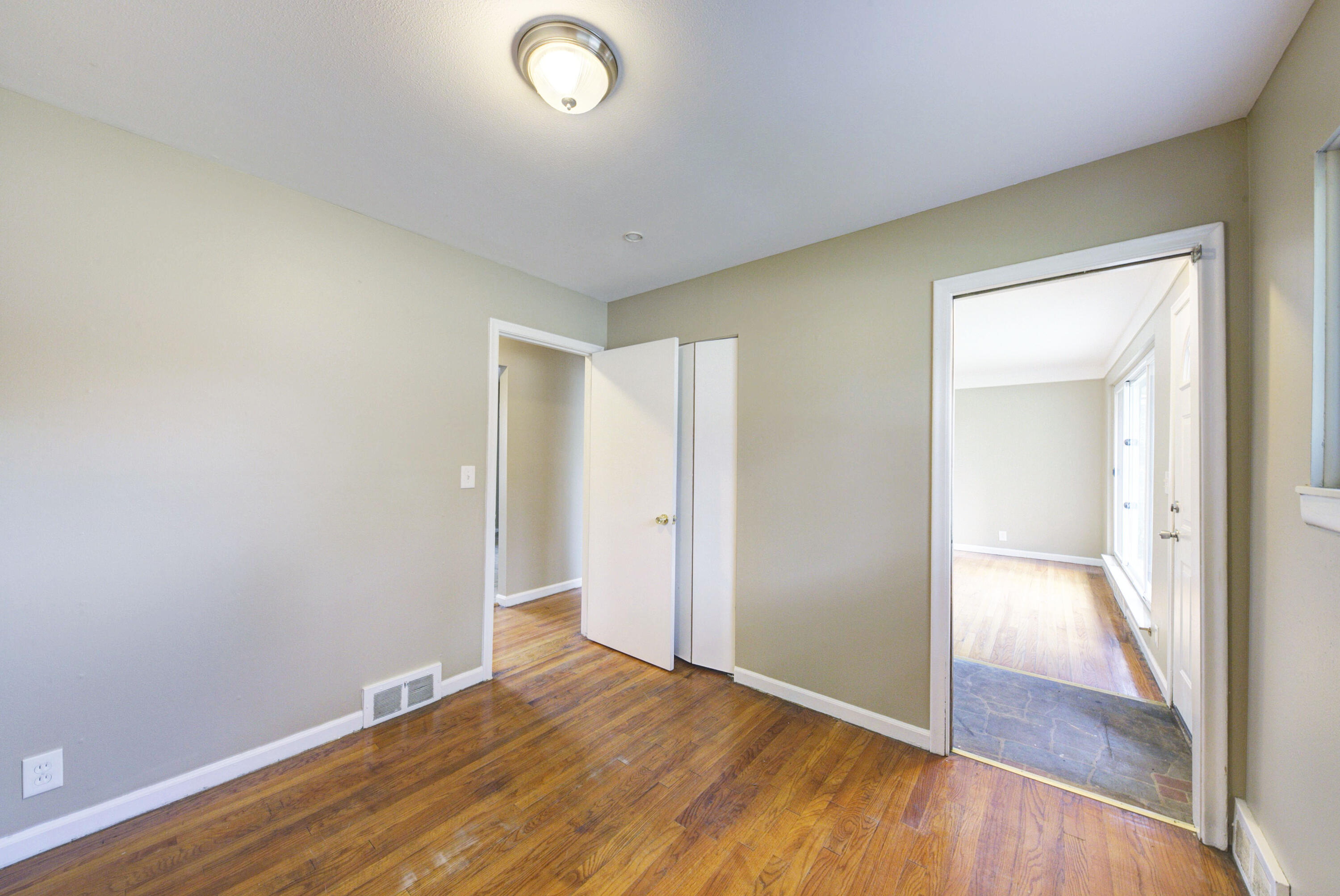 1098 Lori Street, Ypsilanti