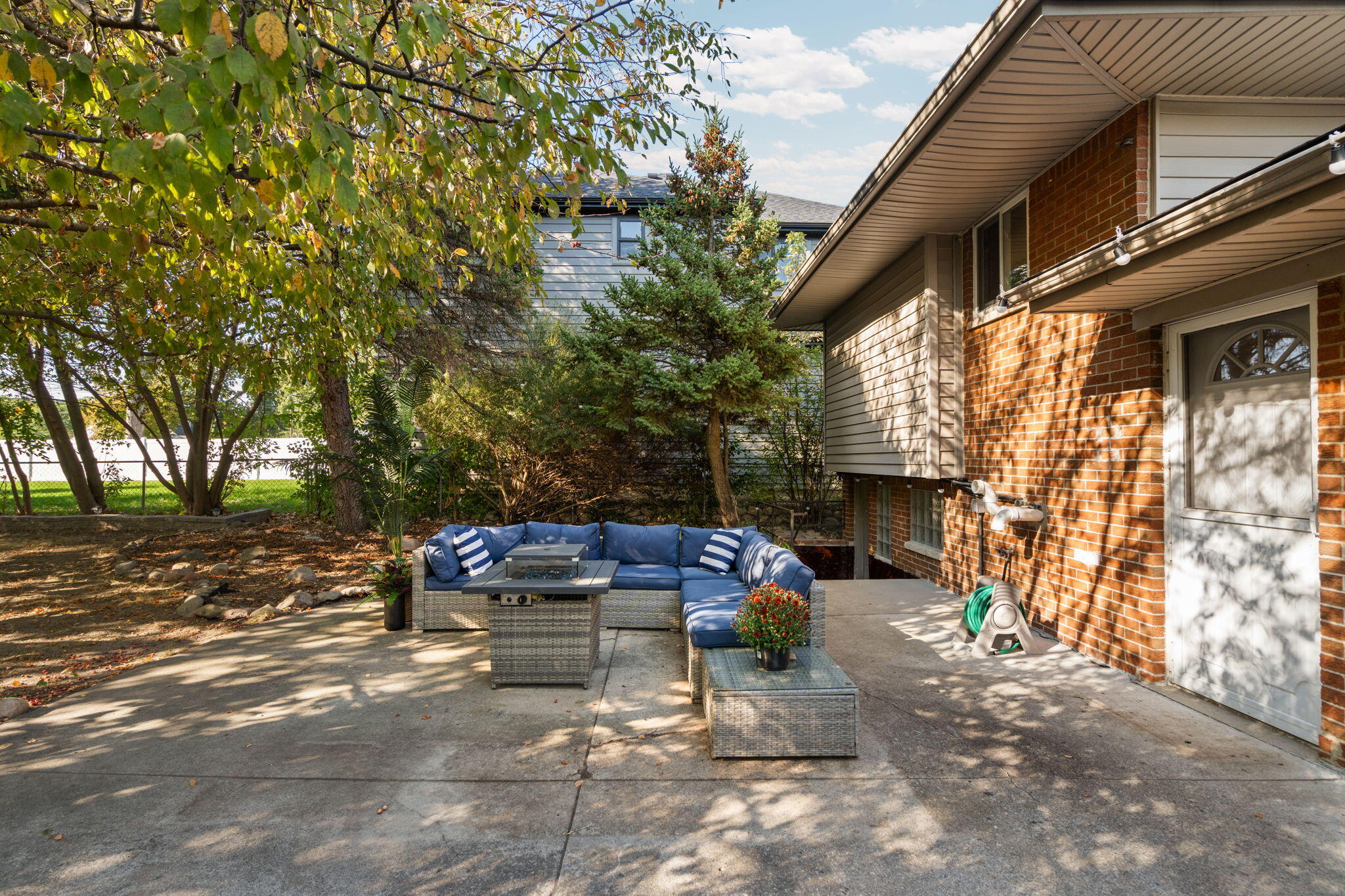 4019 Devon Road
