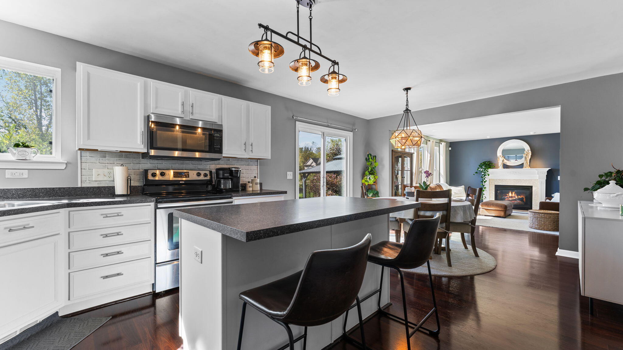 8842 Somerset Lane